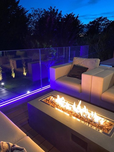 Concrete gas fire - gas, pit